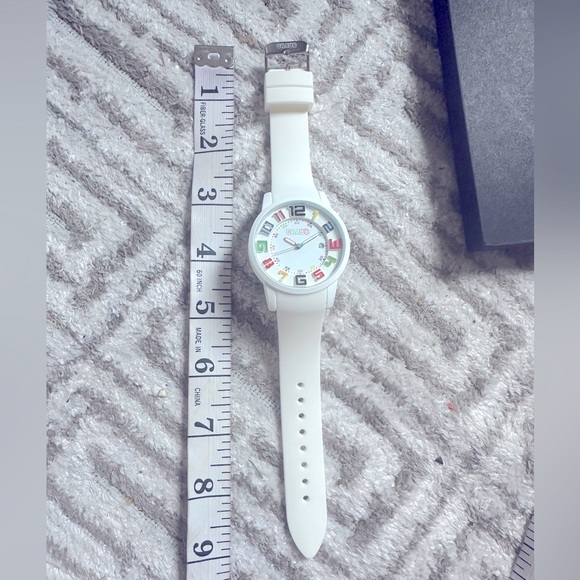 Crayo Women's CR2001 Festival White Silicone Watch - Picture 2 of 10